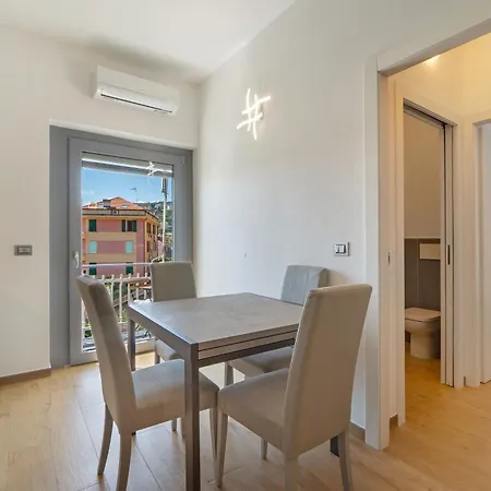 Casa A Prima Vista Appartement Varazze